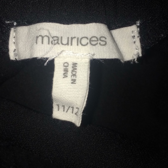 Maurice’s black Capri casual track style pants - Picture 6 of 6